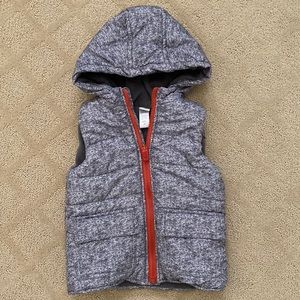 🌶️5 for $20: Little Me puffer vest with hood